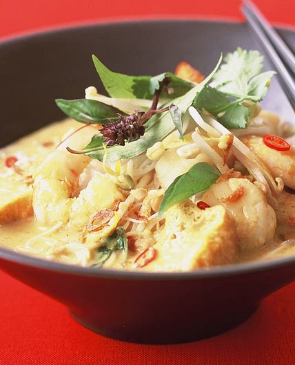 Easy seafood laksa
