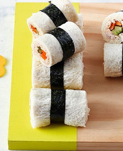 Tuna and vegetable sushi sandwich