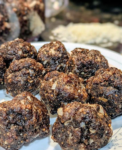 Fig & Walnut Energy Bites