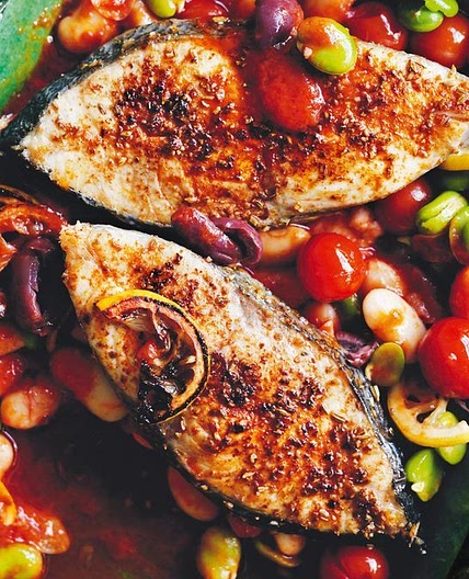 Baked fish with tomatoes, beans and olives