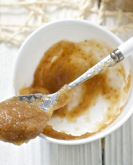 Roasted Pear + Date Baby Food Puree (Stage 2 or 3 Puree) - Baby Foode