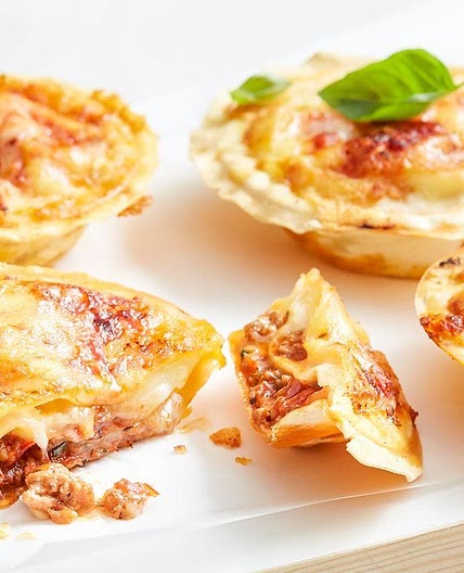 Pie maker mini lasagne recipe