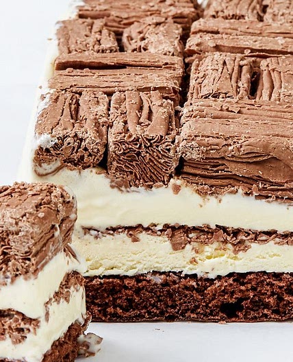 Flake ice-cream cake recipe