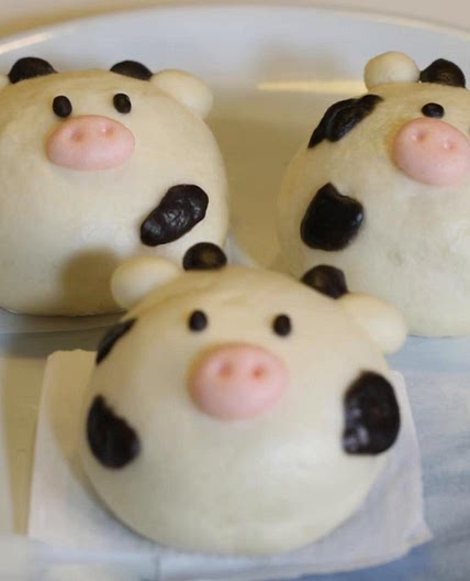 Cow-Shaped Veggie Buns Recipe by Tasty