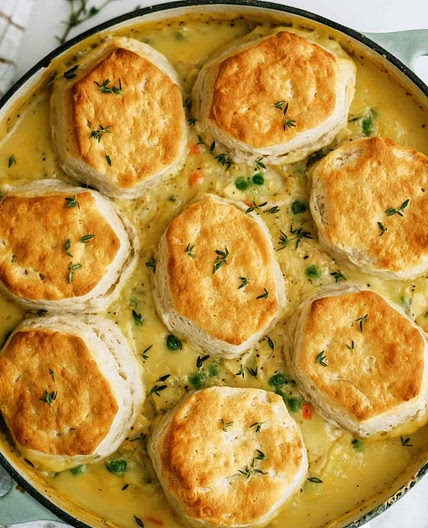 Easy Biscuit Chicken Pot Pie