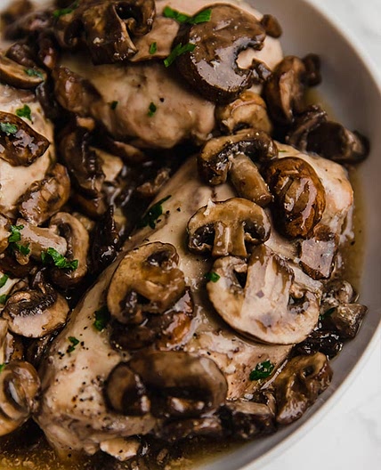 Slow Cooker Chicken Marsala