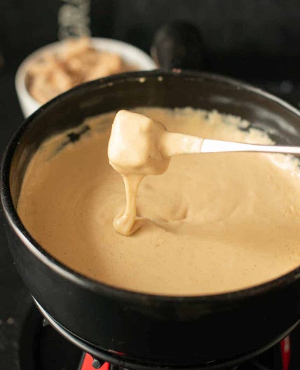 Vegan Cheese Fondue