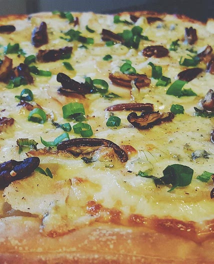 Pear and Gorgonzola Cheese Pizza