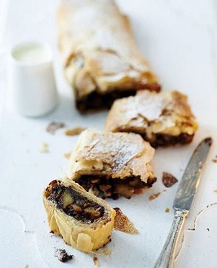 Pear, chocolate & marzipan strudel