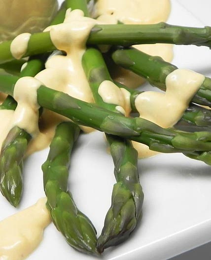 Quick and Easy Mock Hollandaise Sauce