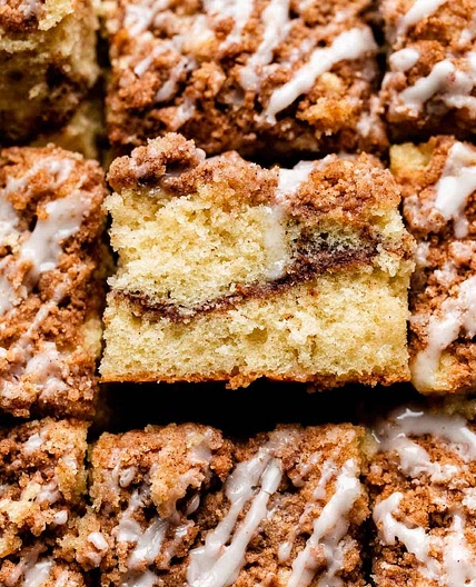 Sour Cream Coffee Cake (with Crumb Topping)