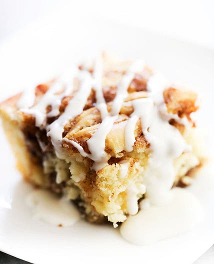 Cinnamon Roll Cake
