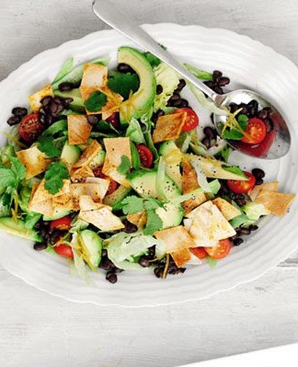 Mexican salad with tortilla croutons