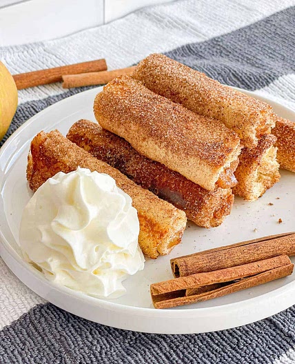 Baked Apple Pie Rolls Recipe