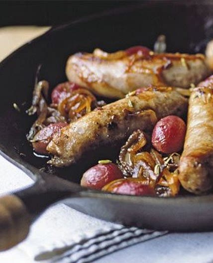 Sticky pan-roasted sausages with grapes