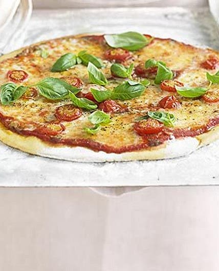Pizza Margherita in 4 easy steps