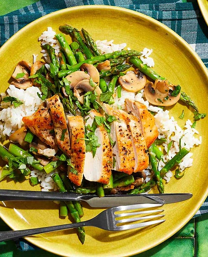 Chicken, Asparagus, and Mushroom Skillet