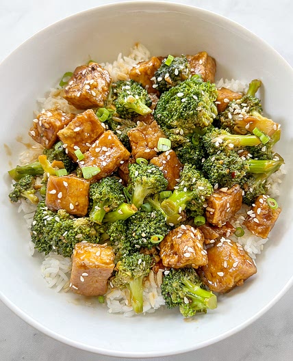 Tofu with Broccoli Stir Fry