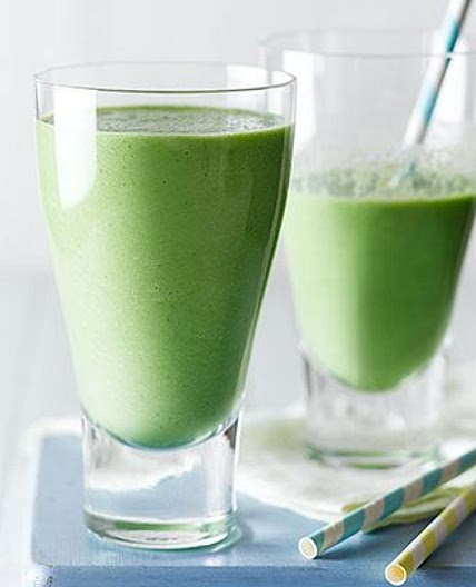 Green breakfast smoothie
