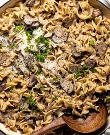 Mushroom Stroganoff - One Pot Pasta