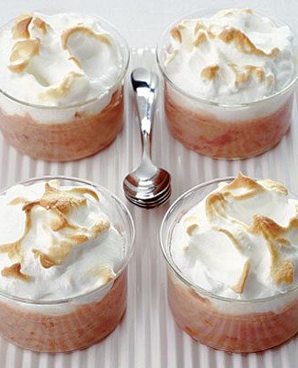Rhubarb & strawberry meringue pots