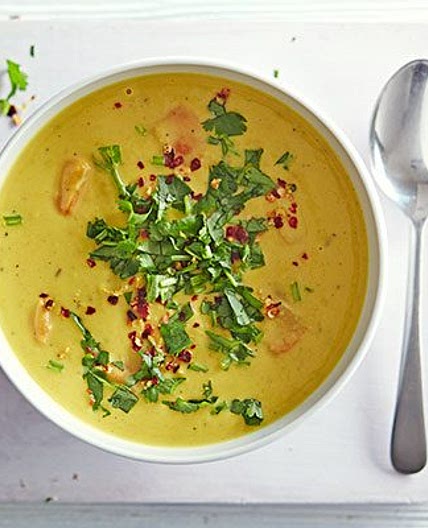 Lentil & cardamom soup