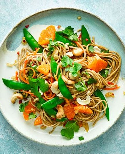 Noodle salad with sesame dressing
