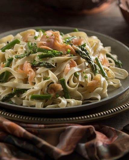 Lemon Asparagus Fettuccine with Smoked Salmon