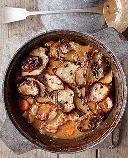 Pork, cider & artichoke stew