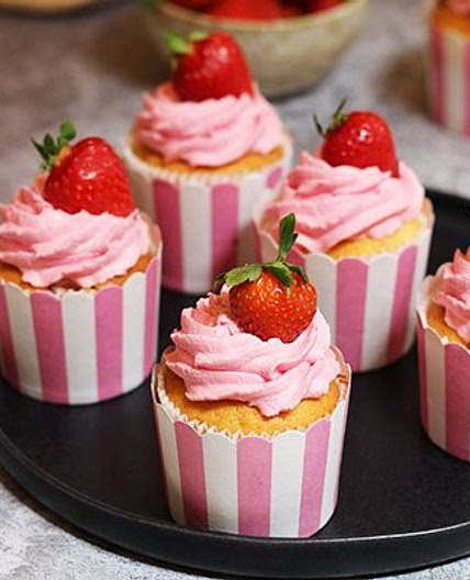 Strawberry cupcakes