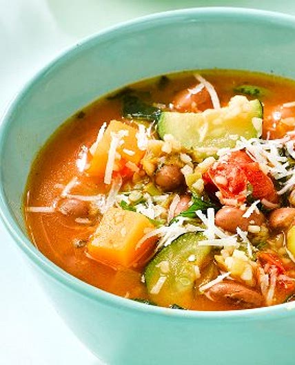 Summer bean & bulgur soup