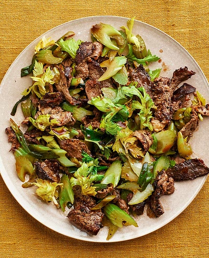Black Pepper Beef and Celery Stir-Fry