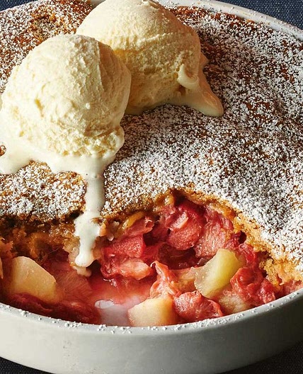 Apple and rhubarb cobbler