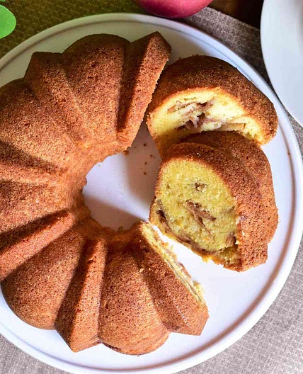 Jewish Apple Cake