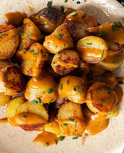 Patatas bravas (a mi manera :)