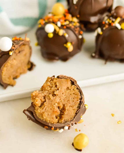 Pumpkin Cream Cheese Cake Balls