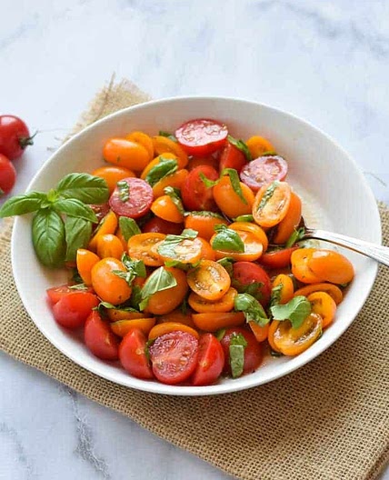 Marinated Tomato Basil Salad