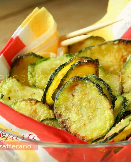 CHIPS DI ZUCCHINE AL FORNO