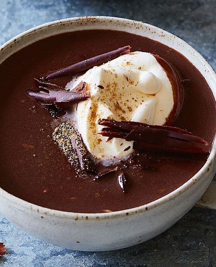 Slow-cooker chai hot chocolate