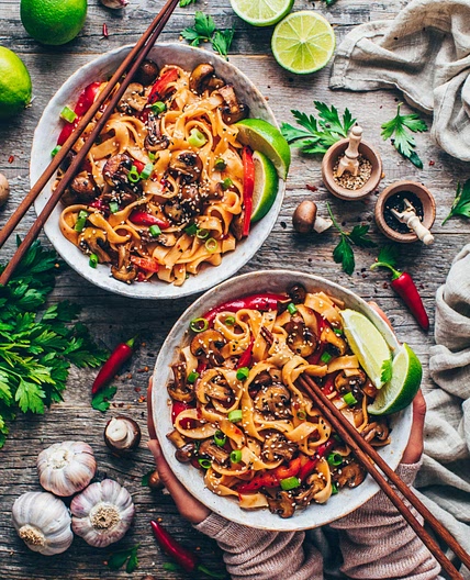 Asia-Nudeln (Schnelle Nudelpfanne)