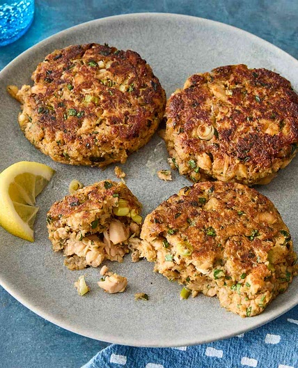 Scrumptious Salmon Cakes