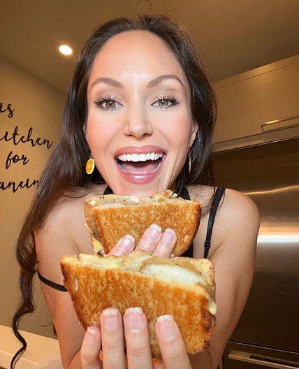 Vegan Grilled Cheese & Pear Sandwich