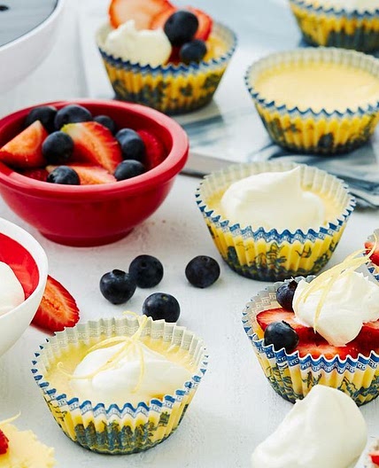 Pie maker mini baked lemon cheesecakes
