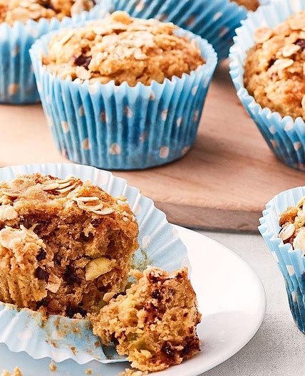 Avocado and oat muffins