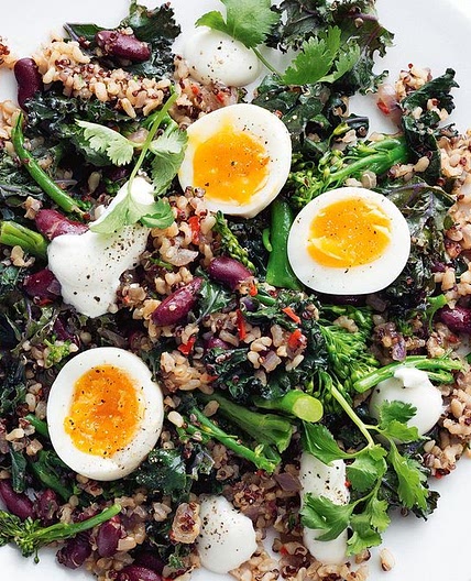 Brown rice, kidney bean and kale pilaf