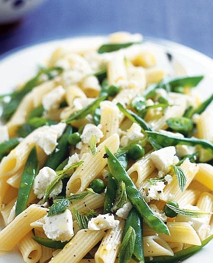 Penne with peas, feta and lemon