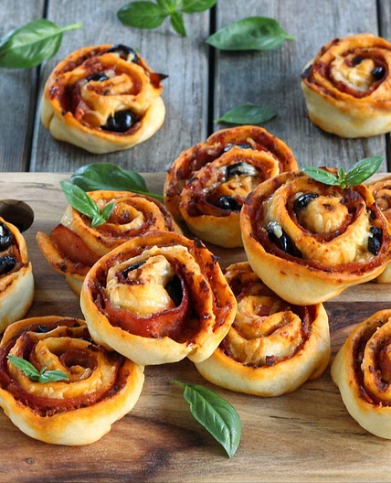 Pizza-rolls au pesto rustico tomates séchées
