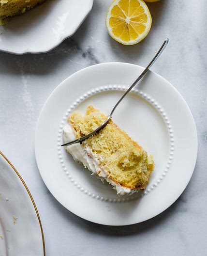 Single Layer Lemon Cake with Lemon Cream Cheese Frosting