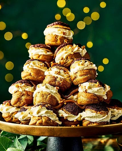 Tiramis-choux tower