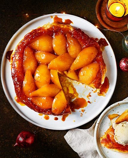 Pear tarte tatin